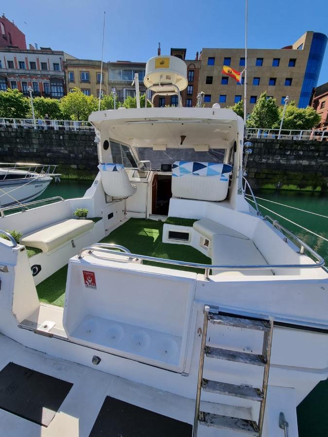 ホテル Experiencia En El Mar Gijon M エクステリア 写真